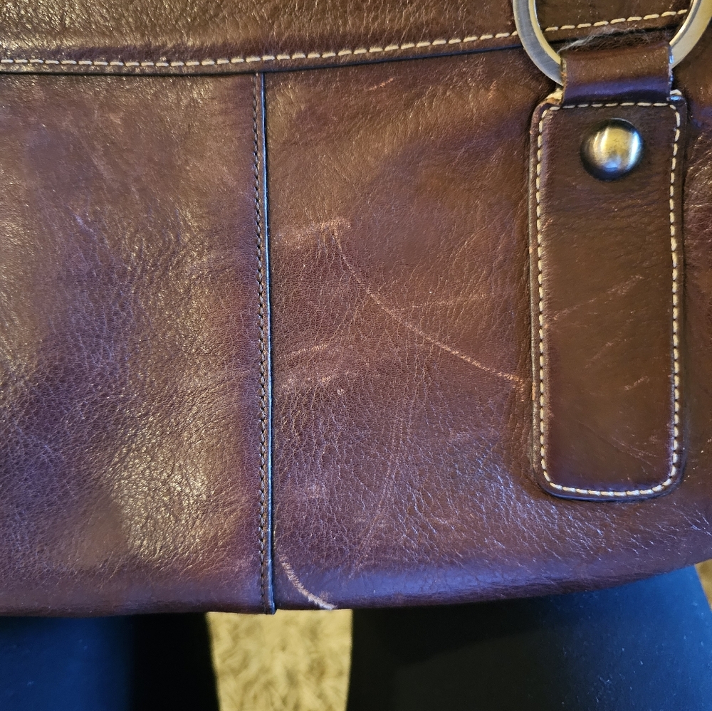 Gorgeous leather bag by Nordstrom. - Picture 4 of 7